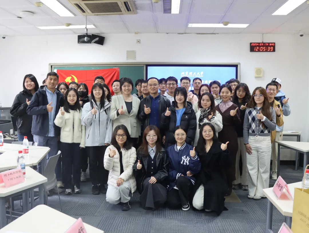 93f05d2e222c4692bdd03b613dd28cef.png 图片 12.png